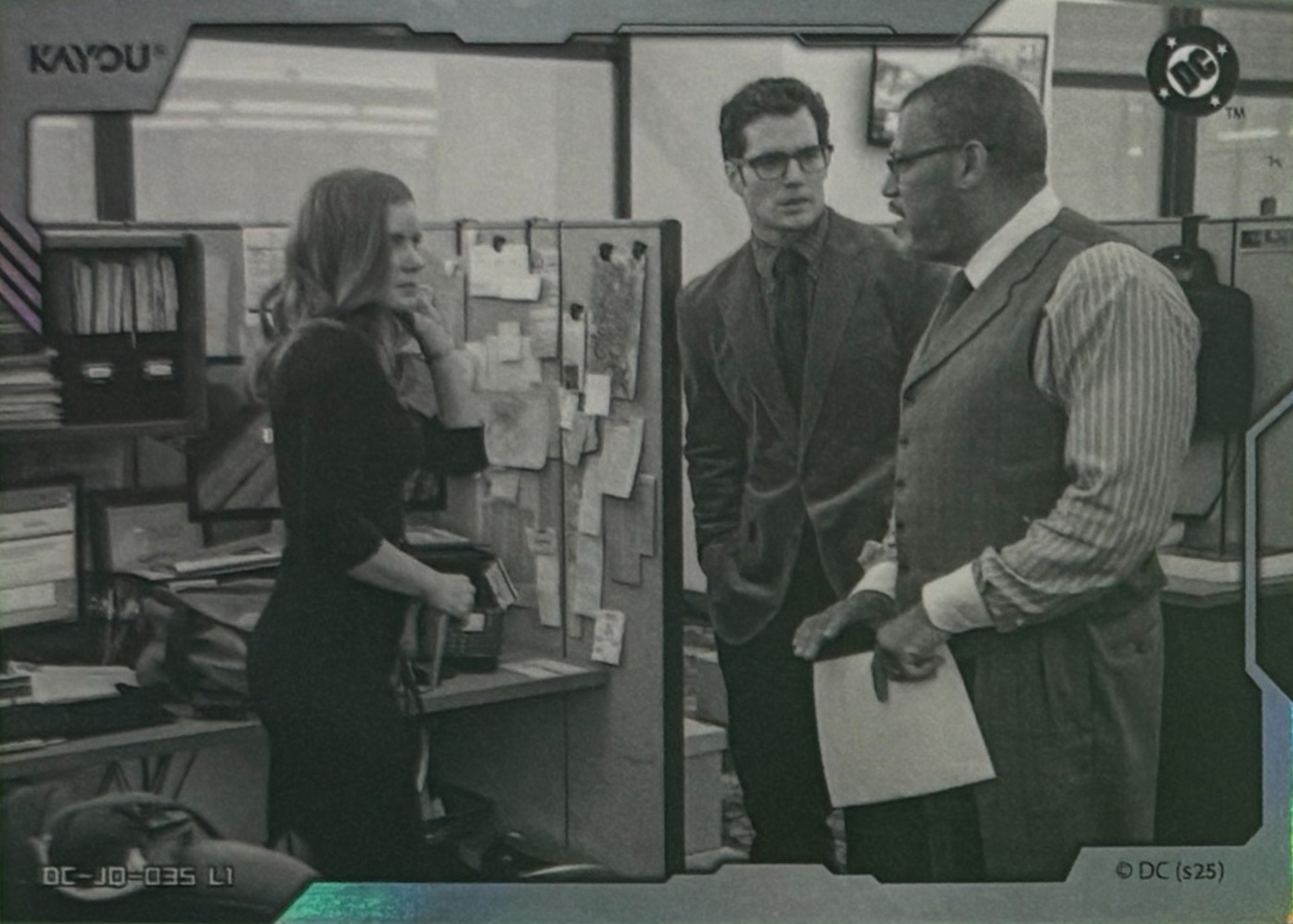 Daily Planet / Clark Kent newsroom back artwork