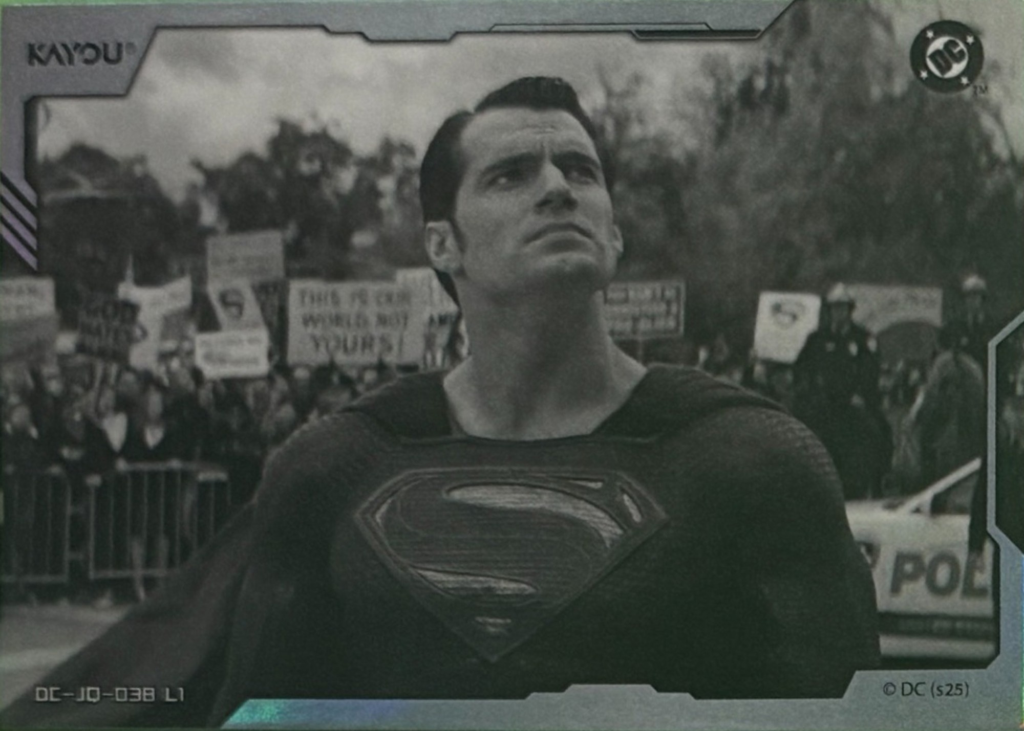 Superman crowd scene back artwork