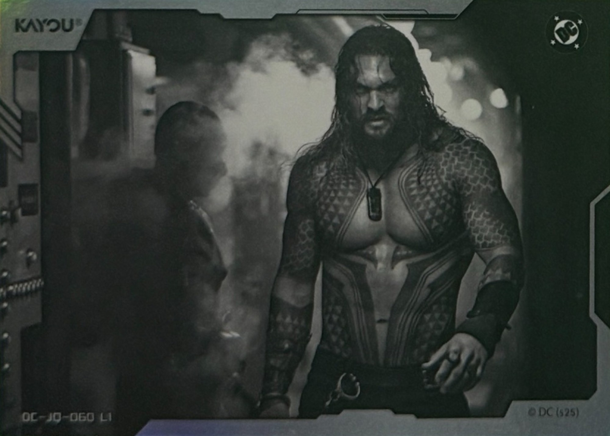 Aquaman standing back artwork